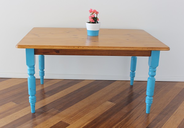 shabby colour dipped dining table_1